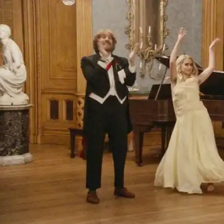 Мария Бакалова в нов холивудски филм, партнира си с  Бен Фостър и Джъстис Смит