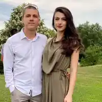 Миро и Лена крият тайно бебе в Ямбол (Снимка)