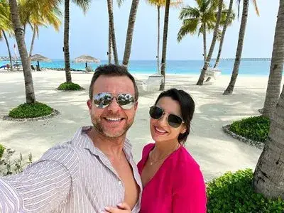 Ненчо Балабанов  чак сега сколаса да  отиде на меден месец