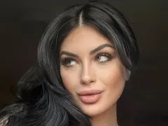 Тафкова показа новите бомби от Дубай! (Снимка САМО по бельо)