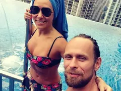 Теди Кацарова в Малайзия за Свети Валентин