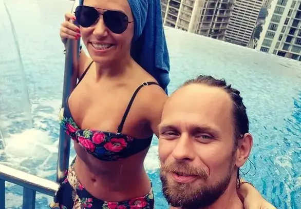 Теди Кацарова в Малайзия за Свети Валентин