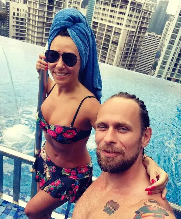 Теди Кацарова в Малайзия за Свети Валентин