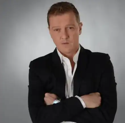 Валери Йорданов напуска Народния театър