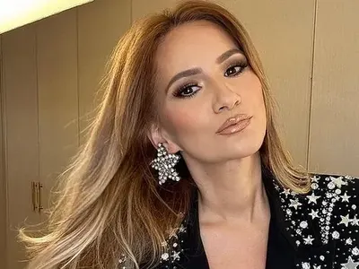 Зейнеб Маджурова: Всеки ден плача за Турция!