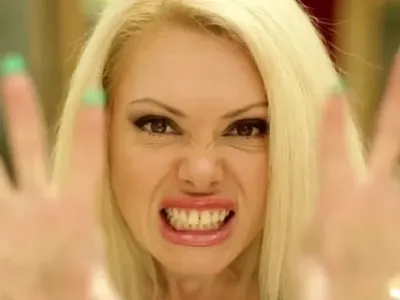 Земетресение пакиньоса Албена Вулева