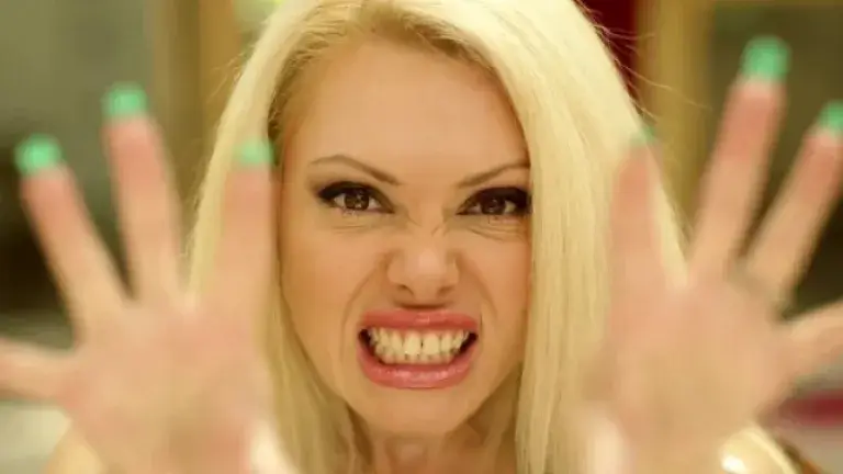 Земетресение пакиньоса Албена Вулева