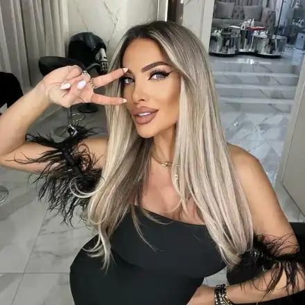 Златка Райкова  се сравни с Памела Андерсън