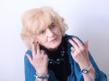 Латинка с роля в Народния, чете и плаче по цял ден