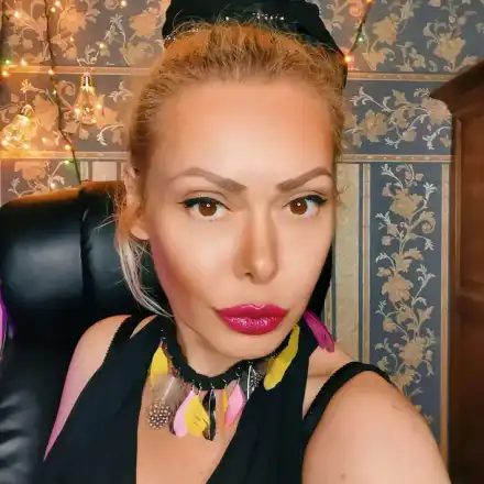 Албена Вулева заминава за Марсилия