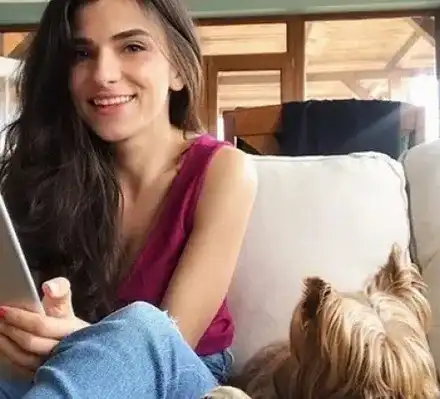 Андреа Банда реши да се отърве от старите си парцали, продава потник за 480 лв.