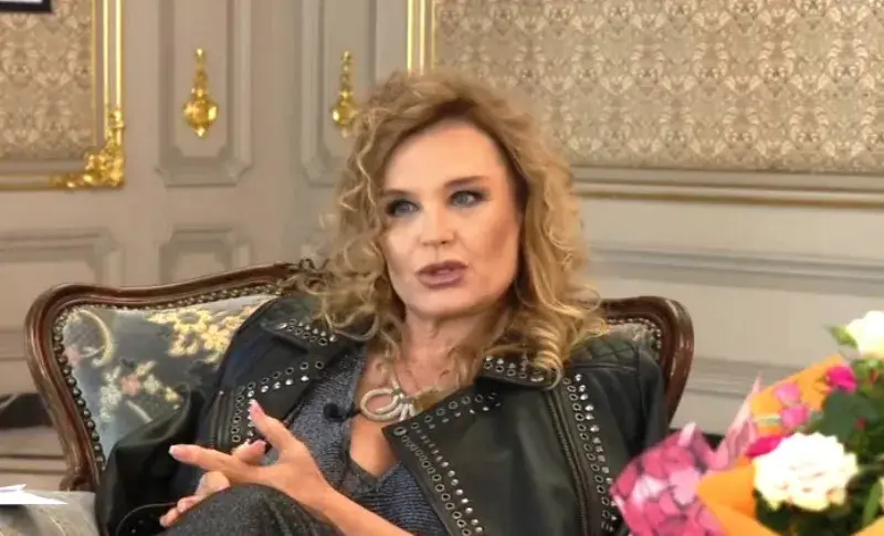 Аня Пенчева карала над 20 автомобила