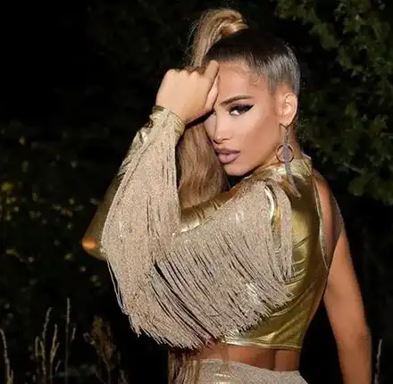 Ариа пак се заяжда с „леля“ Камелия