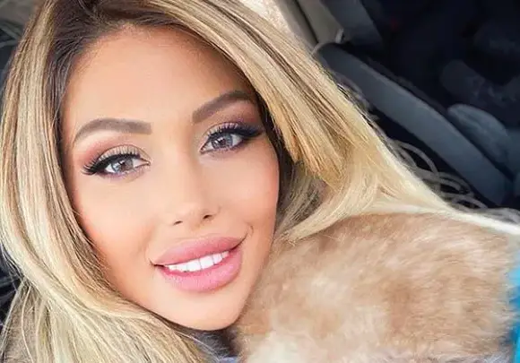 Джулиана Гани си продава косата за хиляда лева