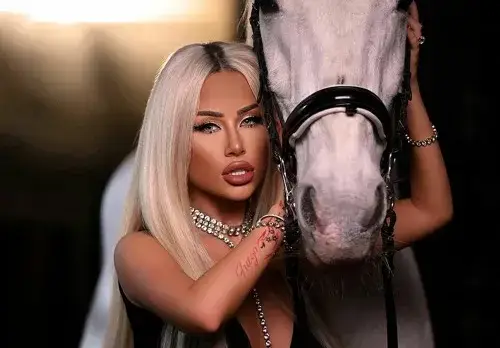 Гери-Никол връща мъжа си с песен