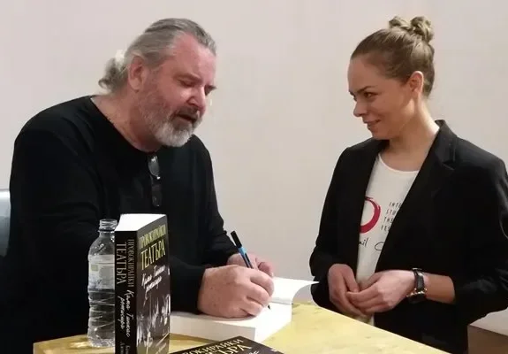 Йоанна Темелкова събра два континента в една държава