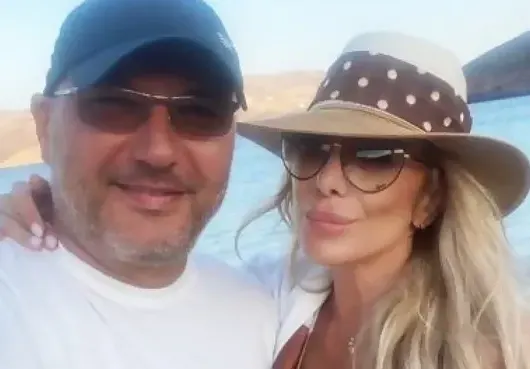 Жената до шеф Манчев върти сделки с имоти за милиони