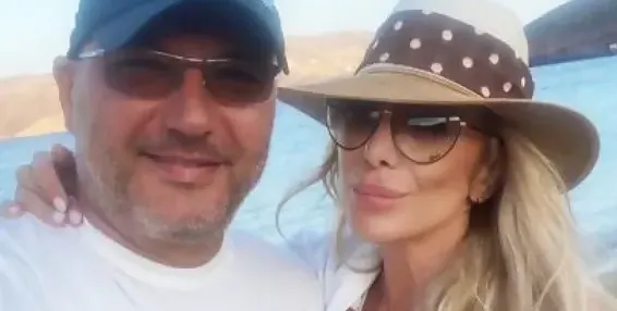 Жената до шеф Манчев върти сделки с имоти за милиони