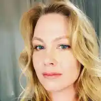 Линда Петкова кастрира бездомни котки