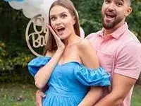 Мис България 2018 роди от венецуелски плейбой