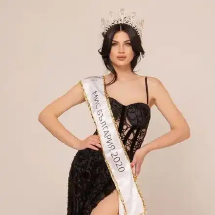 Мис България специален гост на българите в Нидерландия!