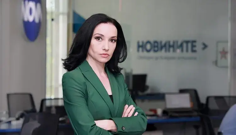 „Мисирка“ на килимчето - Мариета Николаева обслужва МВР шефове с поръчкови „новини“