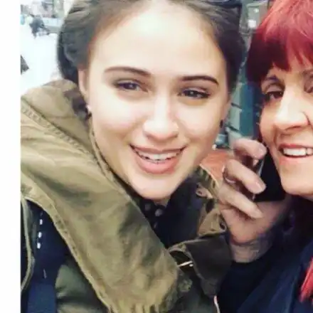 Не харесвате Мария Бакалова? Тогава сте „боклуци“, категорична е майка й