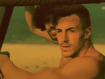 Нова шашма в „Ергенът“: Евгени и Виктор се познават от 10 години (Снимки)