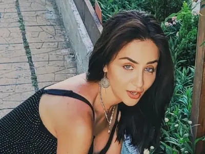 Новата Кобилкина: Елен Колева  продава интимни съвети