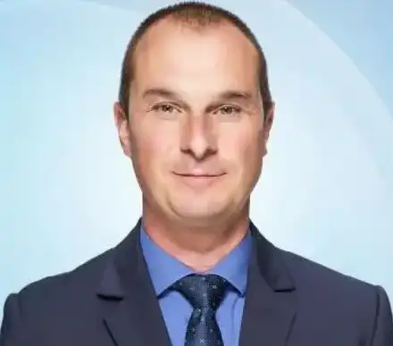 Петър Бакърджиев заряза и новата си жена