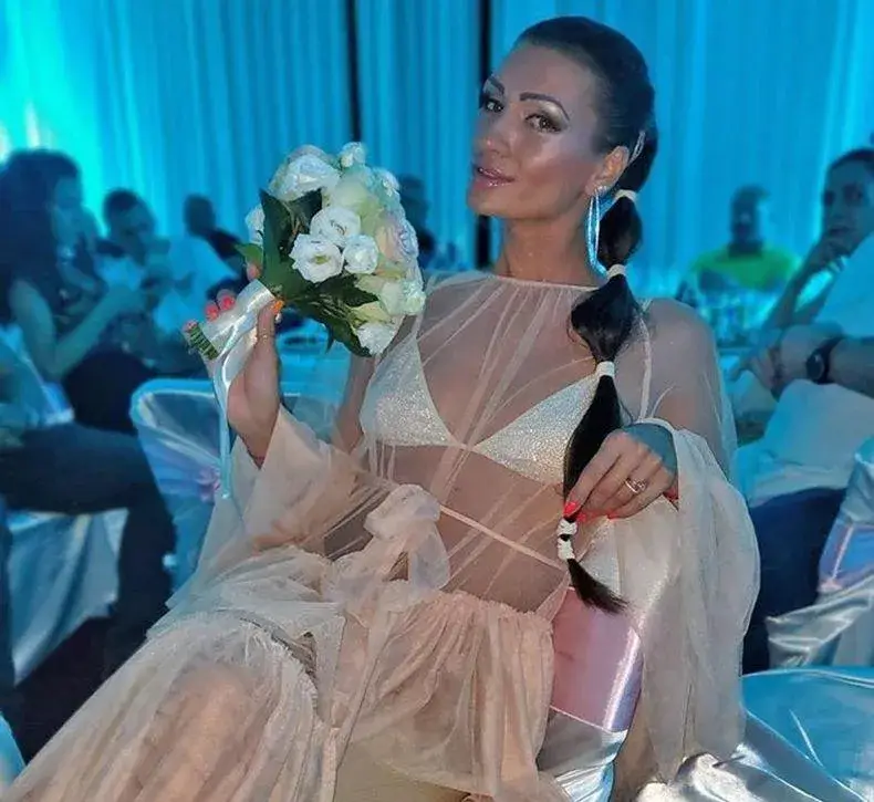 Помните ли я? Виктория Джумпарова върти бизнес с пердета