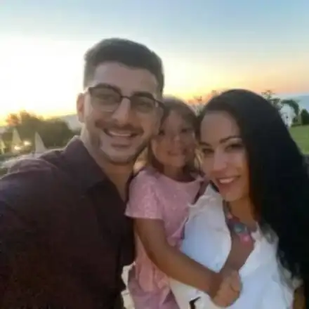 Сашо Кадиев се събра с жена си