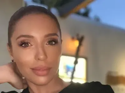 Щерката на Стоичков в чалга клип