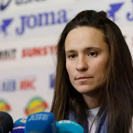 Станилия лекува любовна мъка в Сървайвър