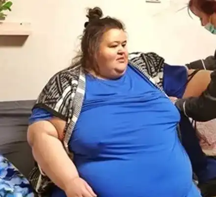 Сърцето на най-тежката българка спря! (300-килограмовата Хриси не дочака операцията си)
