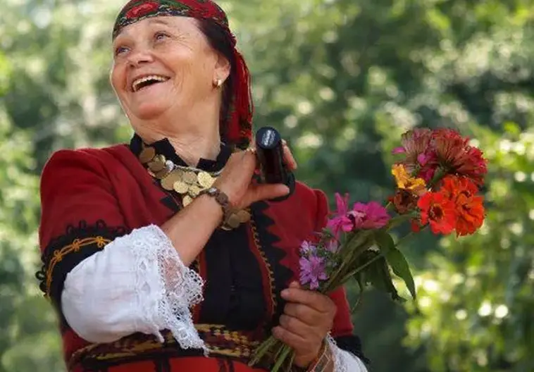 Валя Балканска: Лекувам се с билки заради здравната каса