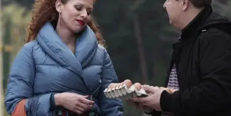 Васил Драганов мачка бомбите на Ева Тепавичарова от 10 години