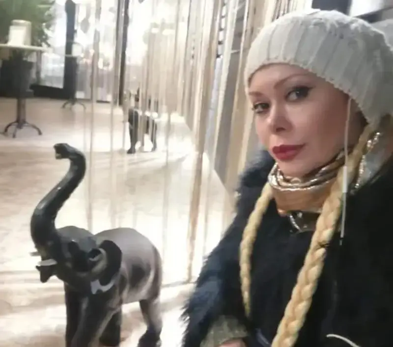 Вулева ръси псувни и обиди, подигра се и с Данчето Христова