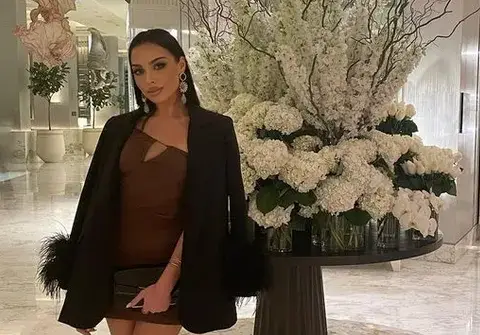 Aйлин от „Ергенът” празнува рожден ден  в Италия