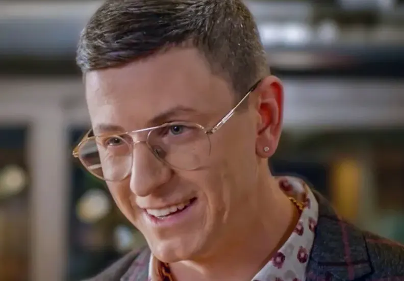 Актьорът от сериалите „Много мой човек” и „Братя” Сотир Мелев:  Едва завърших 7 клас