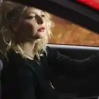 Алекс Сърчаджиева яхна нов автомобил за 70 бона