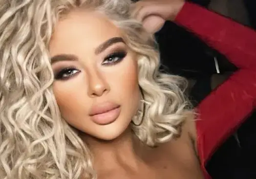 Андреа реставрира 43-годишния грамофон на баща си