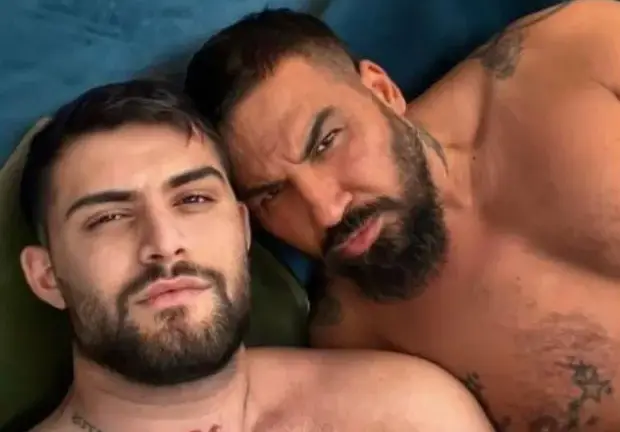 Азис и Антонио се чукнаха в басейна