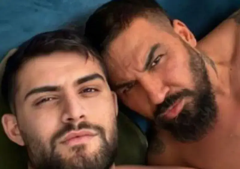 Азис: Не обичам да спя в едно легло с мъж, какво остава с жена!