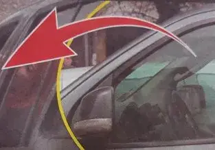 Блатечки се мести като куфар в къщите на жените си