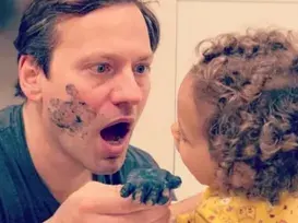 Дъщерята на Орлин Павлов не знае, че татко й е певец