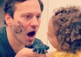 Дъщерята на Орлин Павлов не знае, че татко й е певец