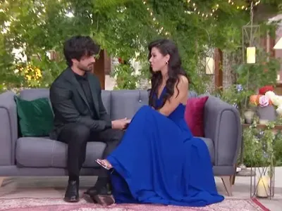 Ергенка се пусна по розови жартиери и накара Евгени да съжалява, че я е изпуснал! (Горещи снимки)