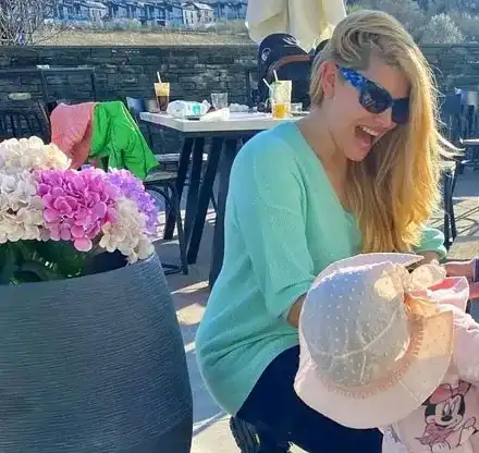 Ева Веселинова праща децата в частна ясла