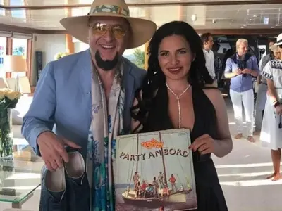 Евгени Минчев разкри: Украинка износи дъщерята на Ружа Игнатова